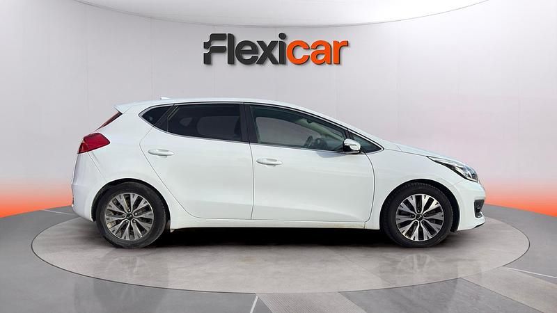 Usado Kia Ceed GT 90 CV (66 kW) 2018 Blanco Berlina