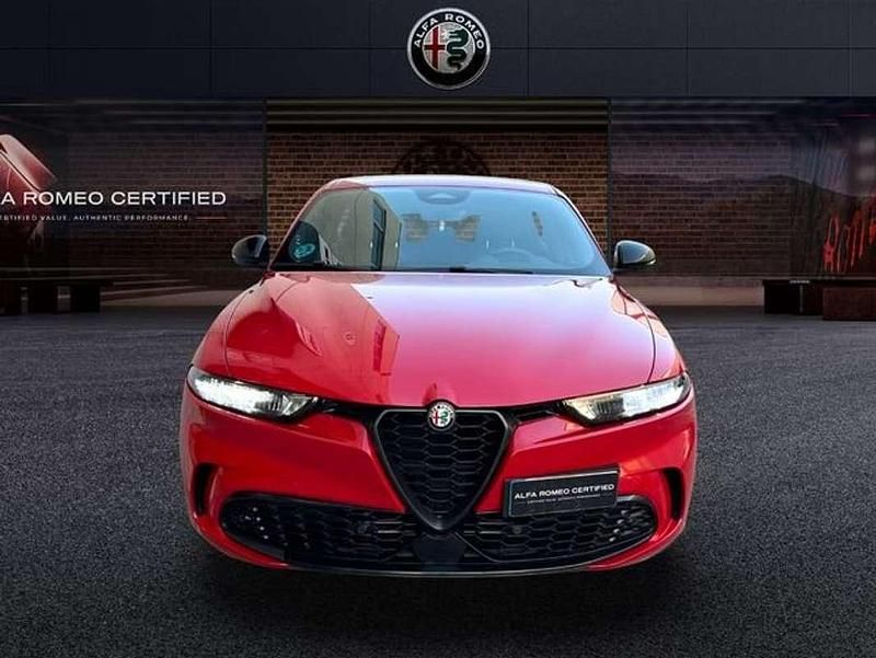 Usado Alfa Romeo Tonale Sprint 131 CV (96 kW) 2023 Rojo SUV