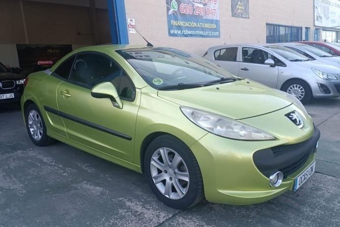 Amarillo Usado 2008 Peugeot 207 CC Descapotable | 4399 € - Imagen 1/4