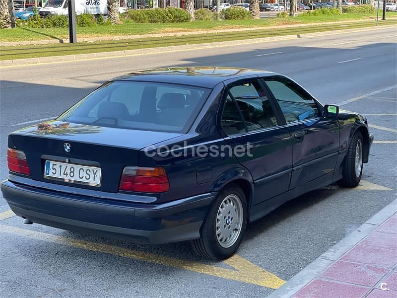 Usado BMW 325 Comfort Edition 143 CV (105 kW) 1996 Azul Berlina