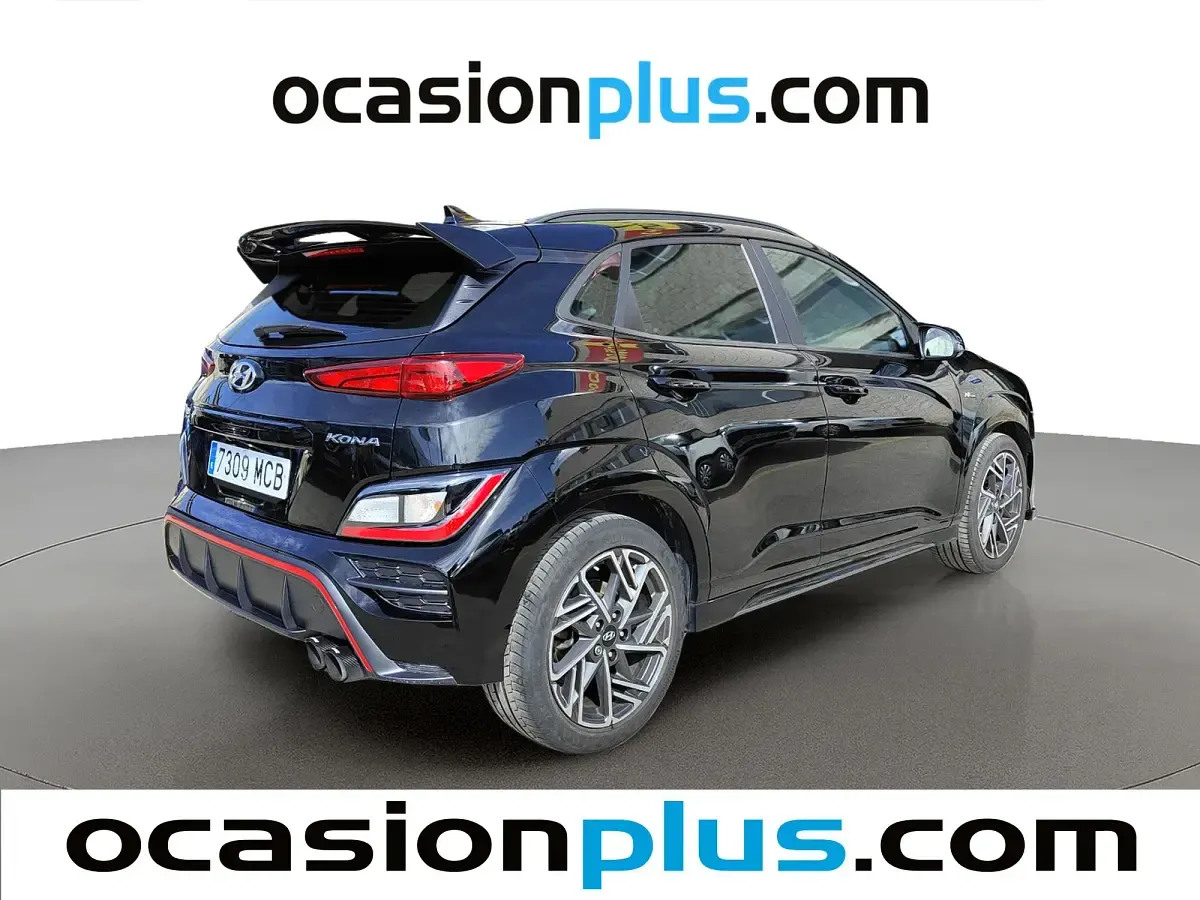Usado Hyundai Kona N Line 120 CV (88 kW) 2022 Negro SUV