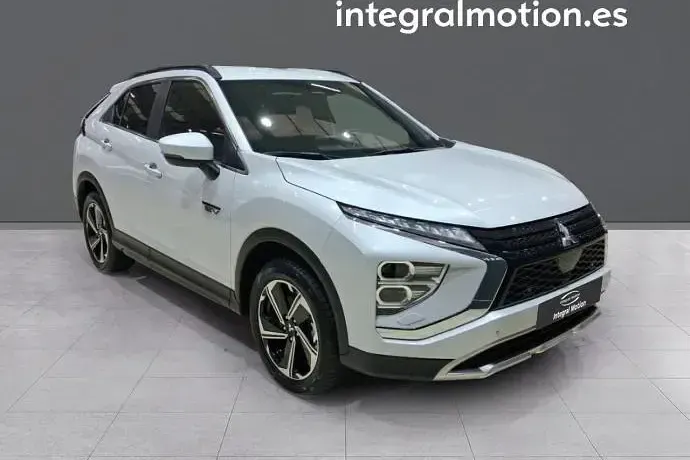 Usado Mitsubishi Eclipse Cross 187 CV (137 kW) 2025 SUV