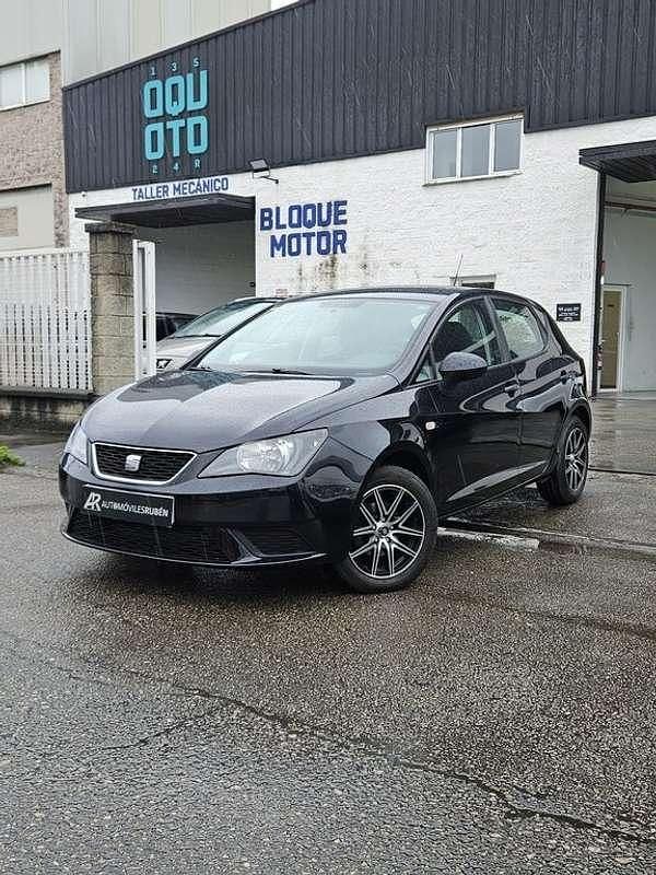 Usado Seat Ibiza Reference 90 CV (66 kW) 2012 Negro Utilitario
