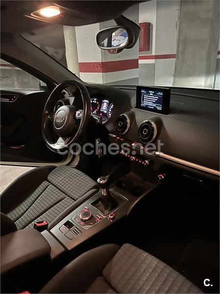 Blanco Usado 2013 Audi A3 Ambiente Berlina | 11.900 € (Un poco caro) - Imagen 1/3