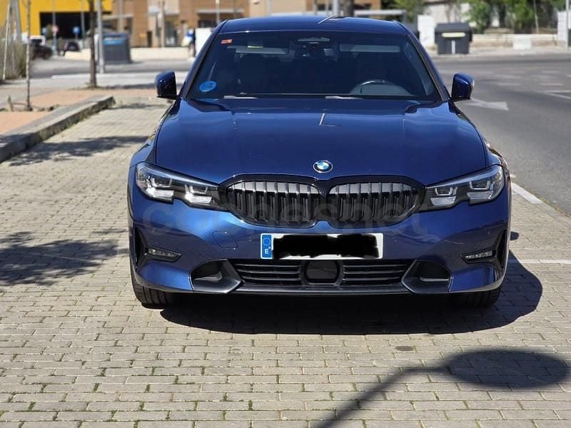 Usado BMW 330e Sport Line 292 CV (214 kW) 2020 Azul Berlina