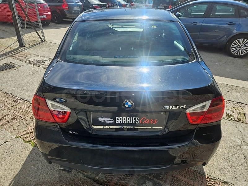 Usado BMW 318 143 CV (105 kW) 2008 Negro Berlina