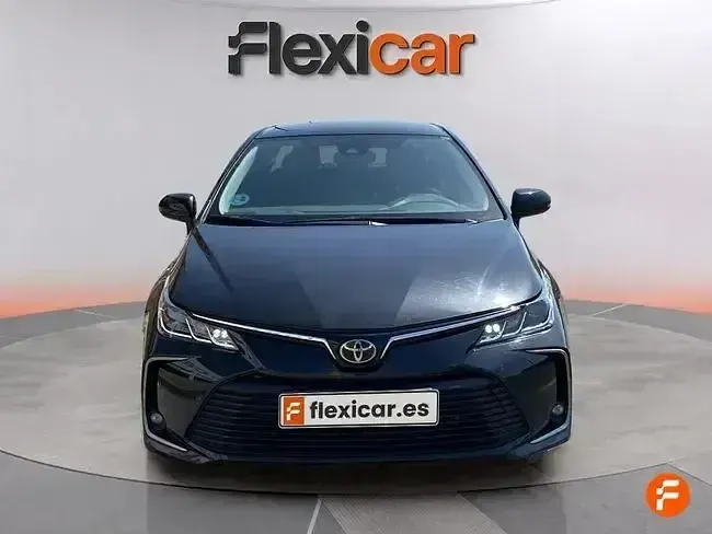 Usado Toyota Corolla Active 125 CV (91 kW) 2023 Negro Berlina