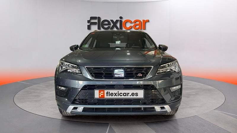 Usado Seat Ateca 4Drive 190 CV (139 kW) 2019 Gris SUV