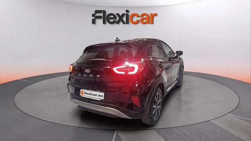 Usado Ford Puma Titanium 120 CV (88 kW) 2021 Negro SUV