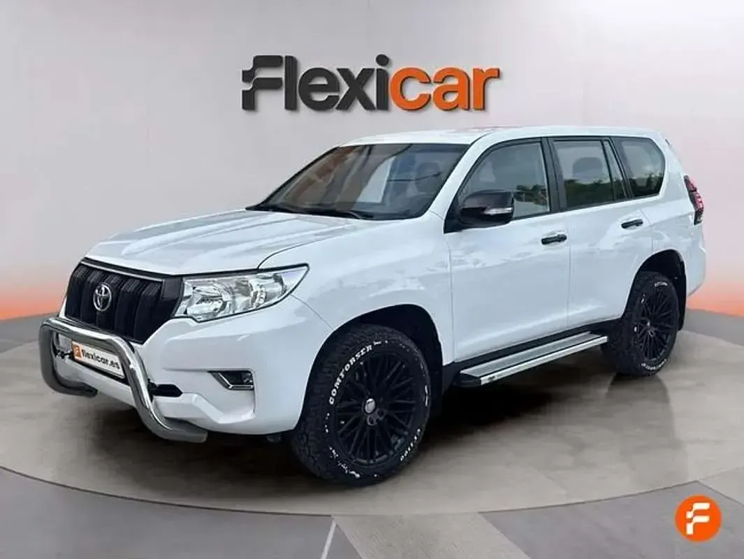 Käytetty Toyota Land Cruiser 204 HP (150 kW) 2020 Valkoinen Katumaasturi