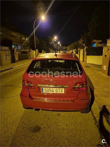 Rojo Usado 2010 Mercedes B180 Monovolumen | 6000 € (Super precio) - Imagen 1/2