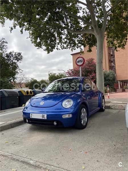 Usado VW New Beetle 115 CV (84 kW) 1999 Azul Utilitario