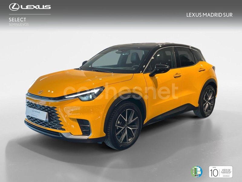 Amarillo Usado 2024 Lexus LBX SUV | 35.500 € (Precio justo) - Imagen 1/4