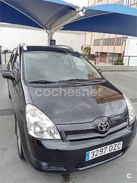 Usado Toyota Corolla Verso Sport 177 CV (130 kW) 2006 Negro Monovolumen