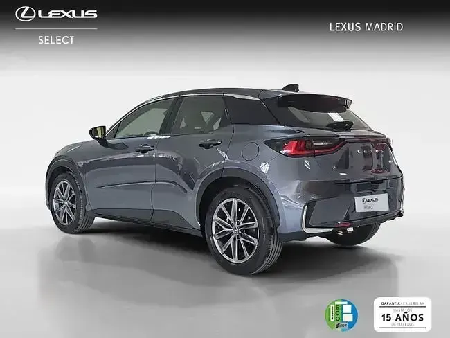 Begagnad Lexus LBX 136 HK (100 kW) 2025 Grå SUV