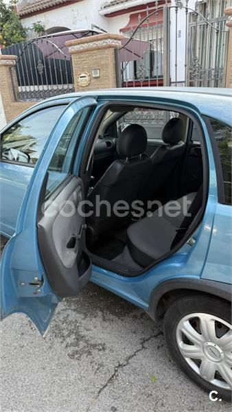 Azul Usado 2003 Opel Corsa Club Berlina | 1700 € (Buen precio) - Imagen 1/2