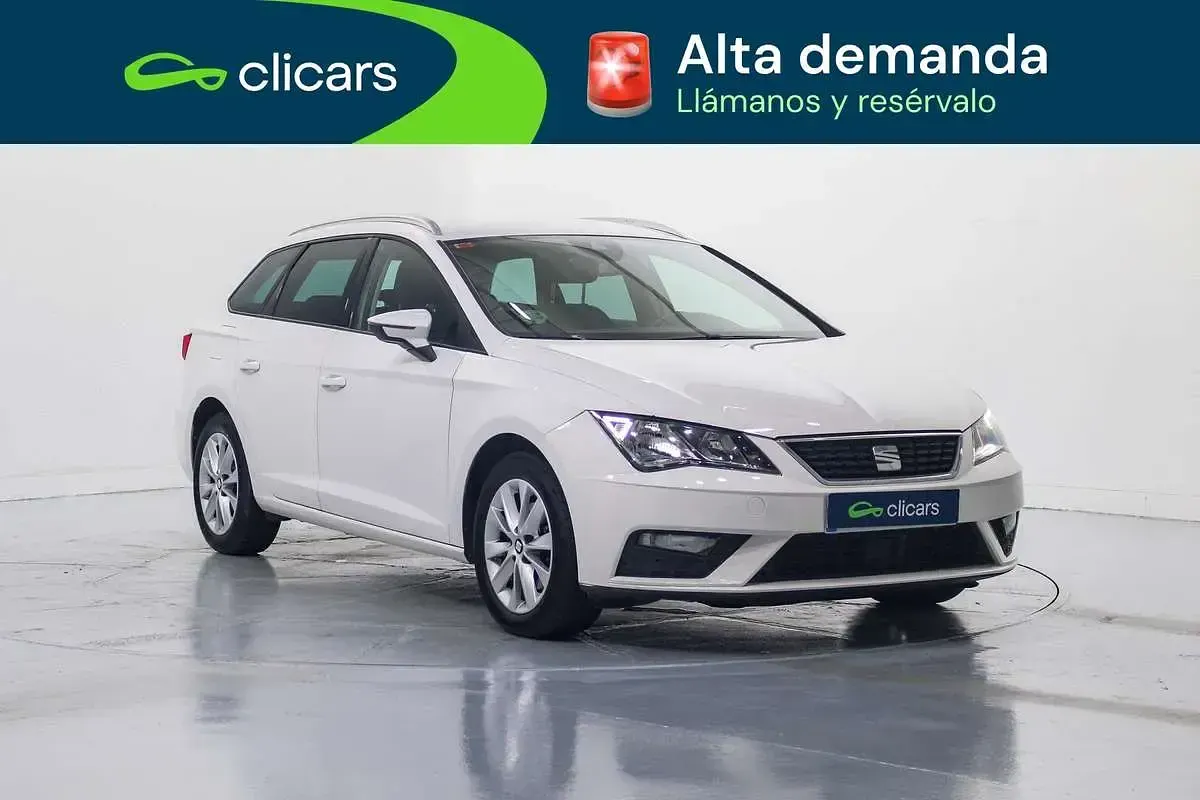 Usado Seat Leon ST Style 116 CV (85 kW) 2019 Blanco Familiar