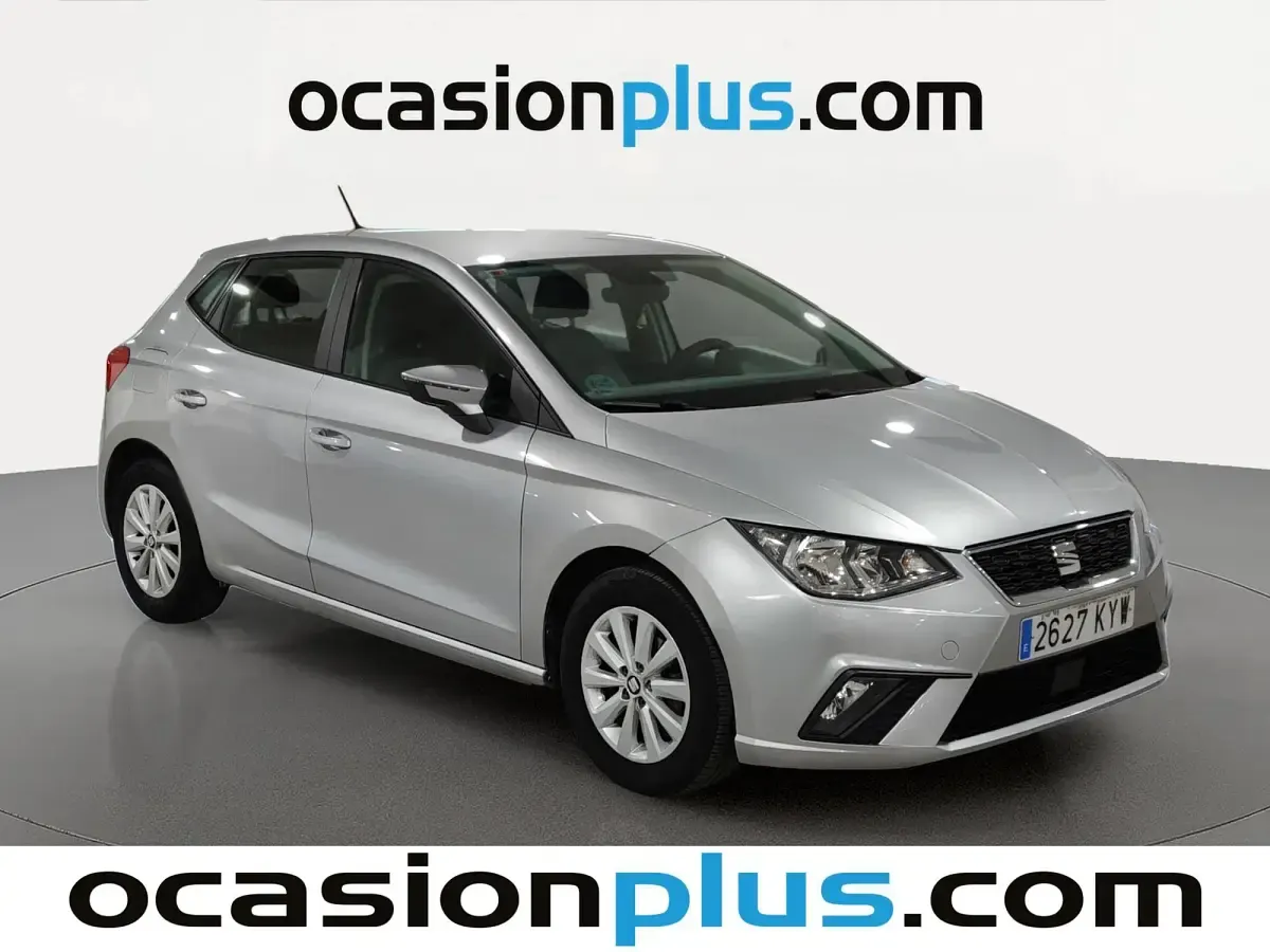 Usado Seat Ibiza Style 80 CV (58 kW) 2019 Gris plata Utilitario