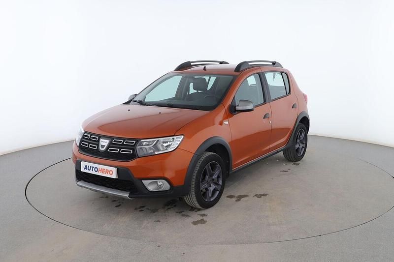 Naranja Usado 2017 Dacia Sandero Utilitario | 10.399 € (Precio justo) - Imagen 1/3