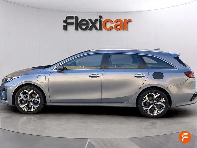 Usado Kia Ceed GT-Line 141 CV (103 kW) 2021 Gris Utilitario