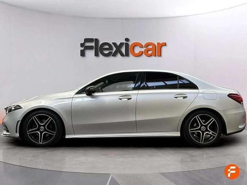 Usado Mercedes A200 163 CV (119 kW) 2020 Gris Berlina