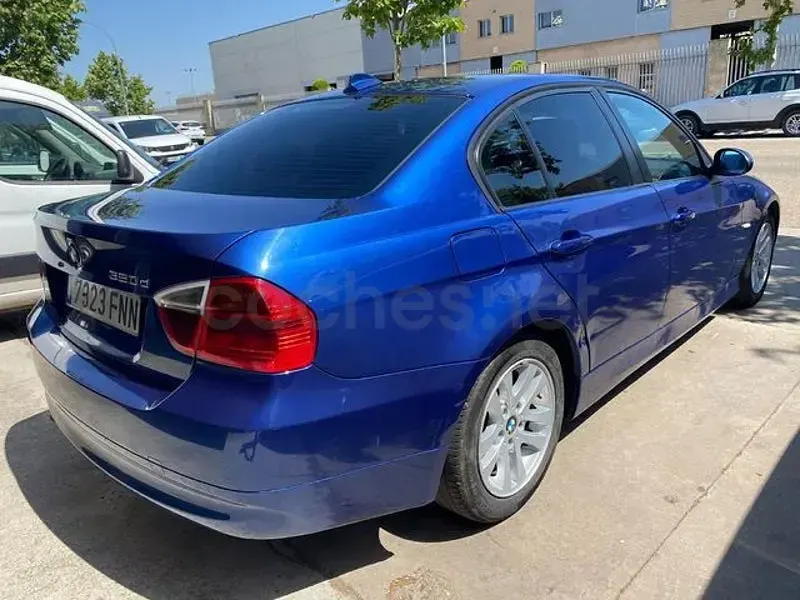 Usado BMW 320 163 CV (119 kW) 2007 Azul Berlina
