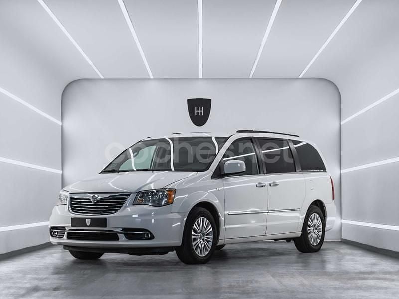 Blanco Usado 2012 Lancia Voyager Gold Monovolumen | 10.999 € (Precio justo) - Imagen 1/4