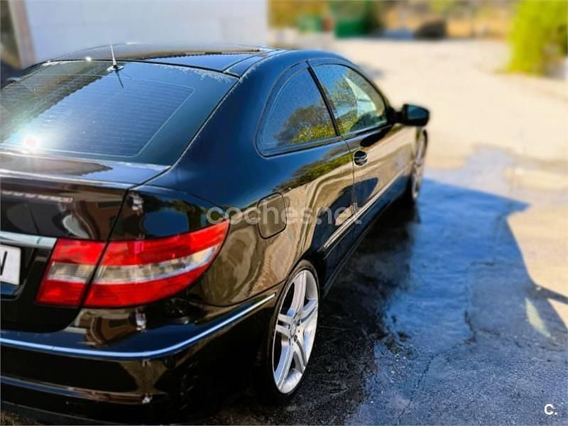 Usado Mercedes CLC220 Style 150 CV (110 kW) 2009 Negro Utilitario