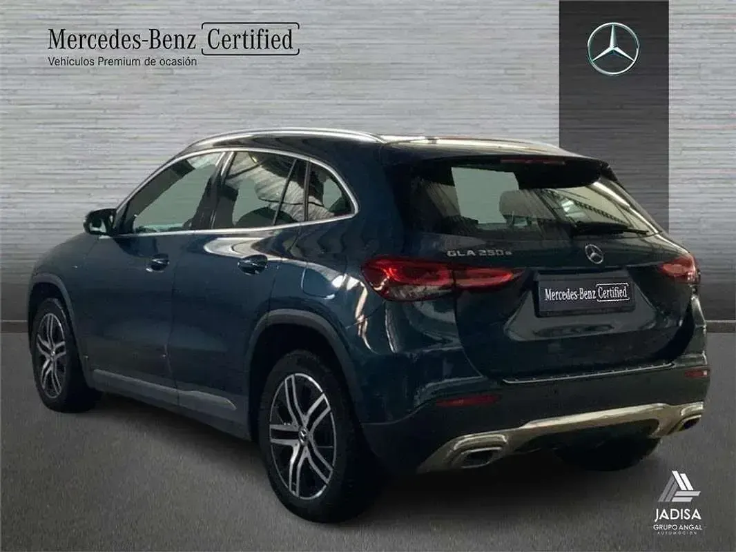 Usado Mercedes GLA250 218 CV (160 kW) 2021 SUV