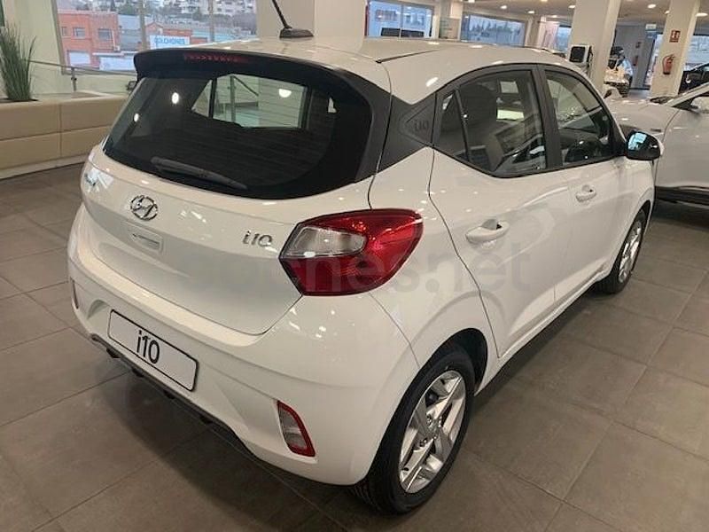 Usado Hyundai i10 63 CV (46 kW) 2025 Blanco Utilitario