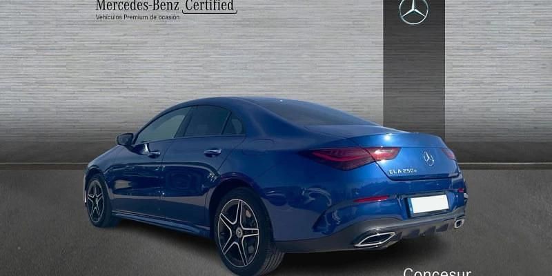 Usado Mercedes CLA250e 218 CV (160 kW) 2025 Negro Coupe