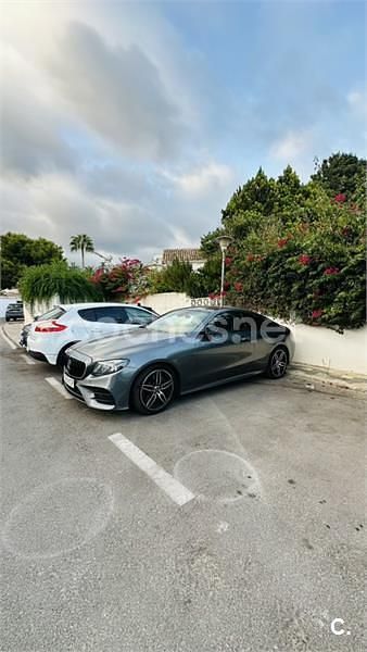 Usado Mercedes E220 194 CV (142 kW) 2017 Gris / plata Coupe