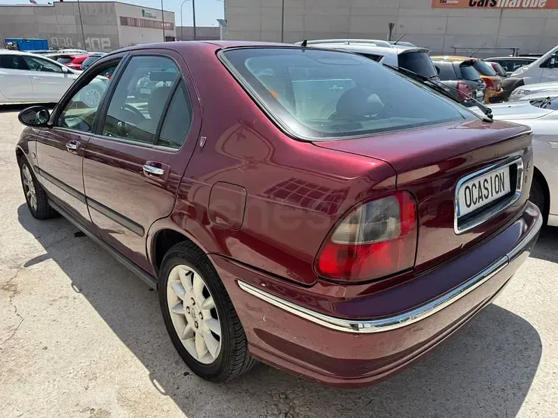Usado Rover 45 100 CV (73 kW) 2001 Rojo Berlina