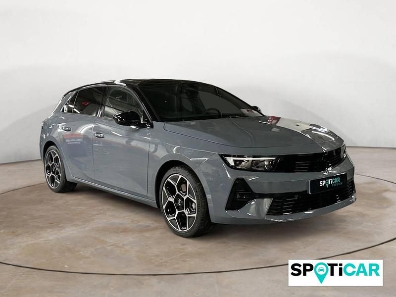 Nuevo Opel Astra 146 CV (107 kW) 2025 Gris Berlina