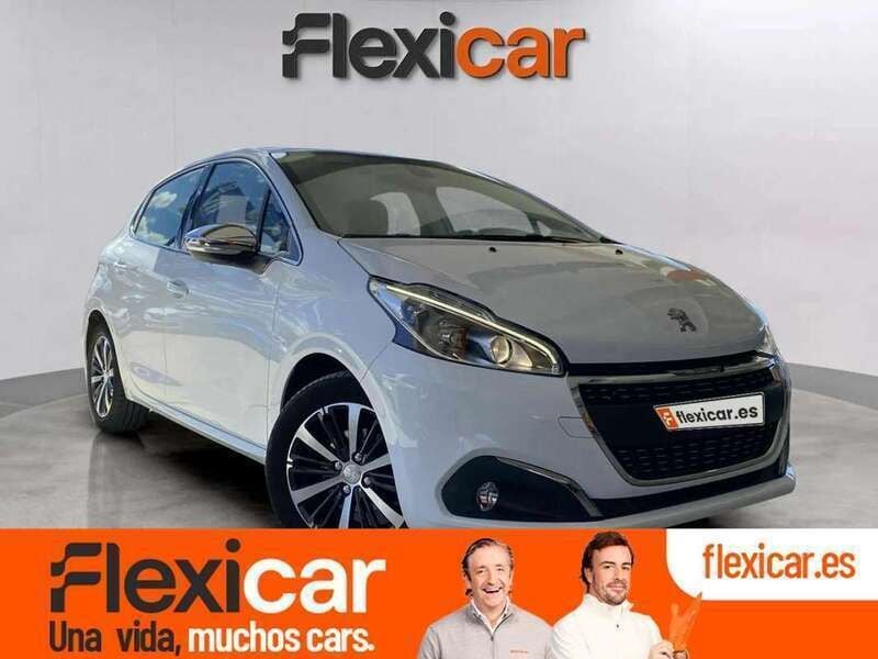 Blanco Usado 2018 Peugeot 208 Allure Utilitario | 9390 € (Precio justo) - Imagen 1/4