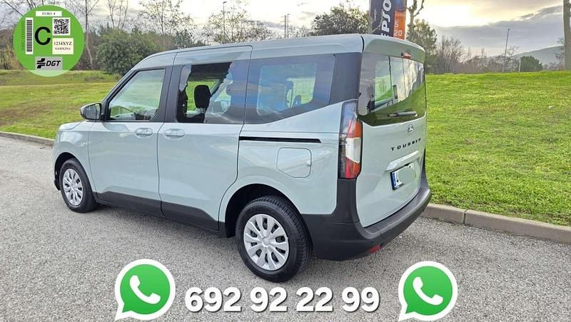 Usado Ford Tourneo Active 125 CV (91 kW) 2025 Gris Van