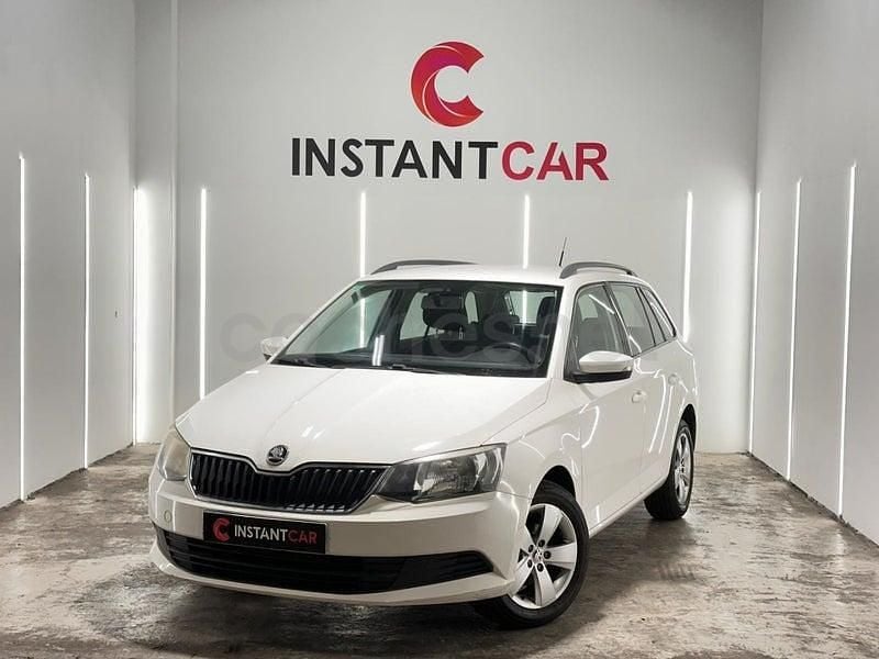 Usado Skoda Fabia Active 90 CV (66 kW) 2017 Blanco Familiar