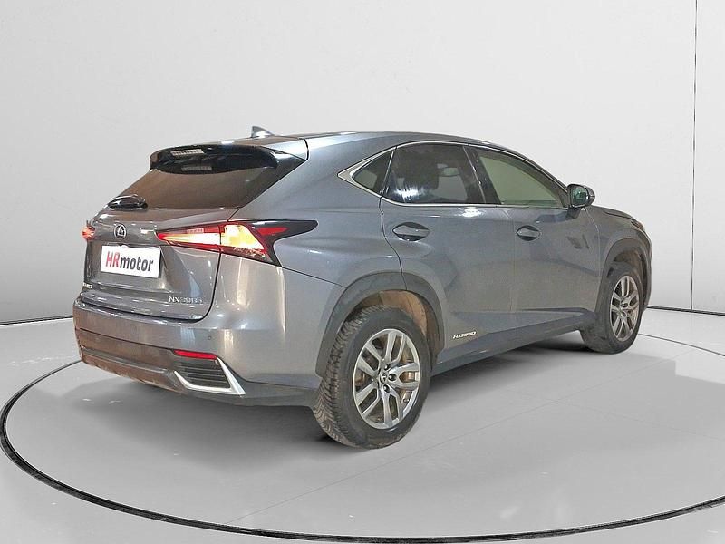 Usado Lexus NX300h Executive Line 197 CV (144 kW) 2019 Gris SUV
