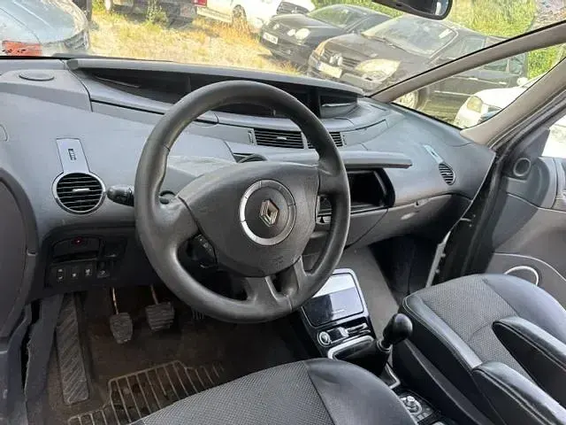 Usado Renault Grand Espace 150 CV (110 kW) 2011 Monovolumen