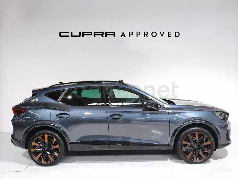 Usado Cupra Formentor VZ 272 CV (200 kW) 2024 Gris / plata SUV