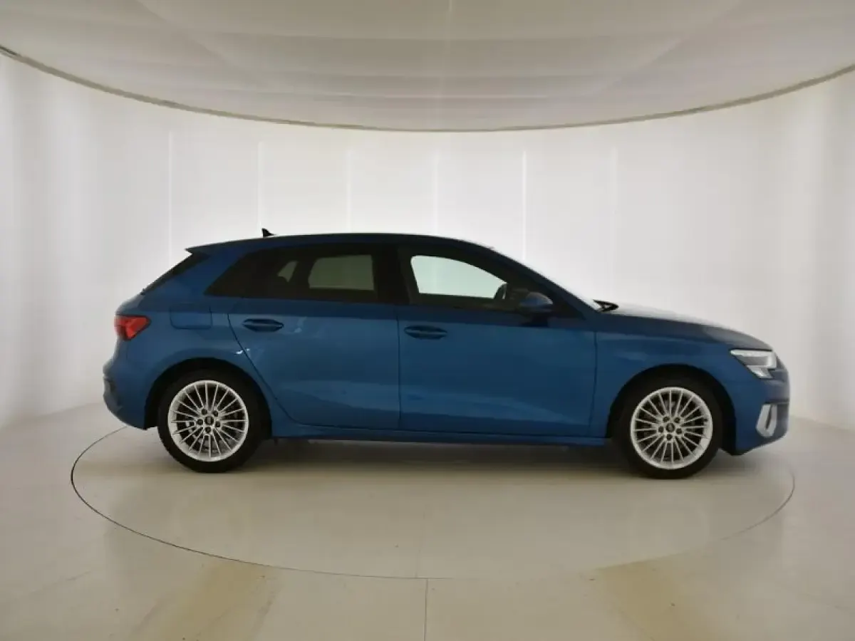Usado Audi A3 Advanced Plus 150 CV (110 kW) 2023 Negro Berlina