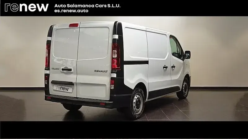 Usado Renault Trafic 120 CV (88 kW) 2021 Blanco Monovolumen