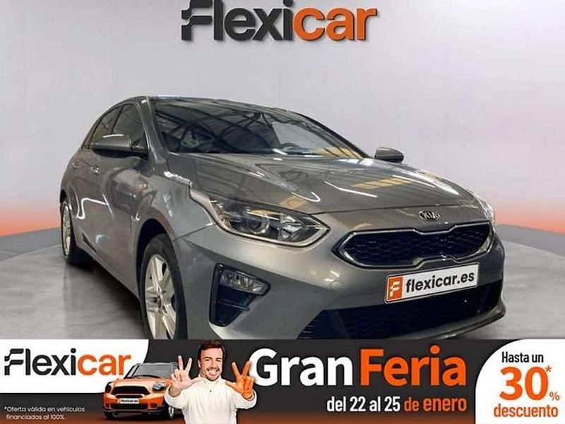 Gris Usado 2020 Kia Ceed Utilitario | 11.990 € (Precio justo) - Imagen 1/4