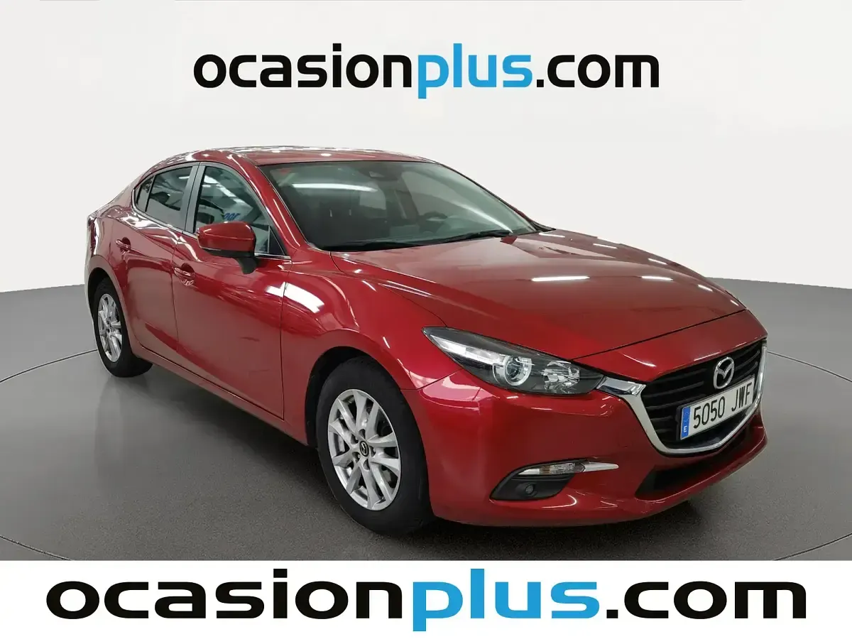 Käytetty Mazda 3 Style 150 HP (110 kW) 2017 Punainen Sedan