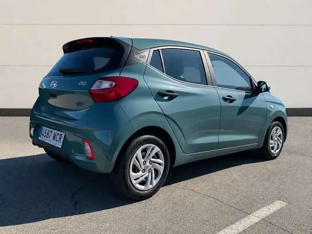 Usado Hyundai i10 67 CV (49 kW) 2022 Verde Utilitario
