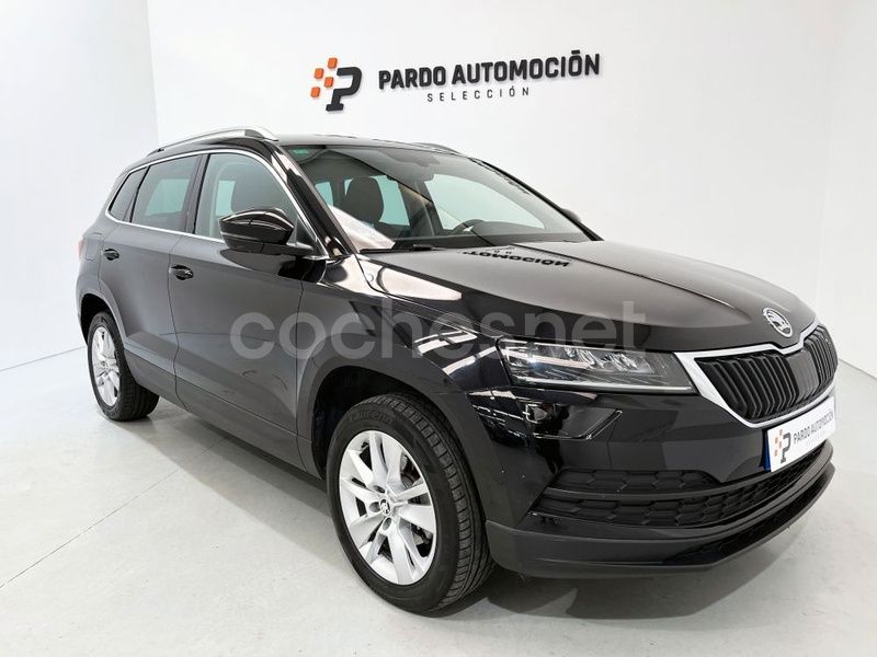 Negro Usado 2019 Skoda Karoq Ambition SUV | 20.900 € (Un poco caro) - Imagen 1/4