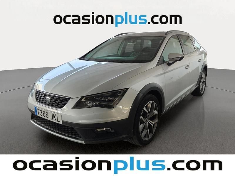 Gris plata Usado 2015 Seat Leon 4Drive Monovolumen | 13.450 € (Precio justo) - Imagen 1/4