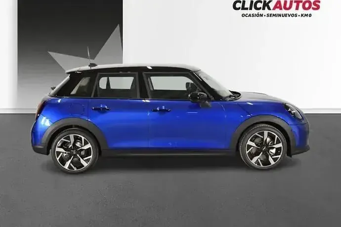 Usado Mini Cooper Classic 114 kW (156 CV) 2025 Rojo Utilitario