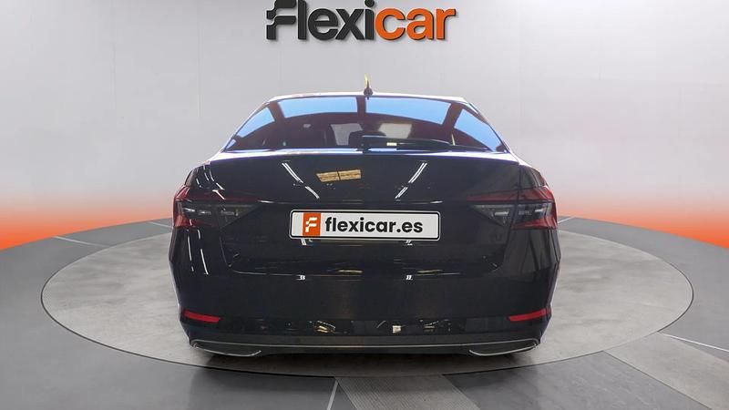 Usado Skoda Superb SportLine 218 HP (160 kW) 2023 Preto Sedan