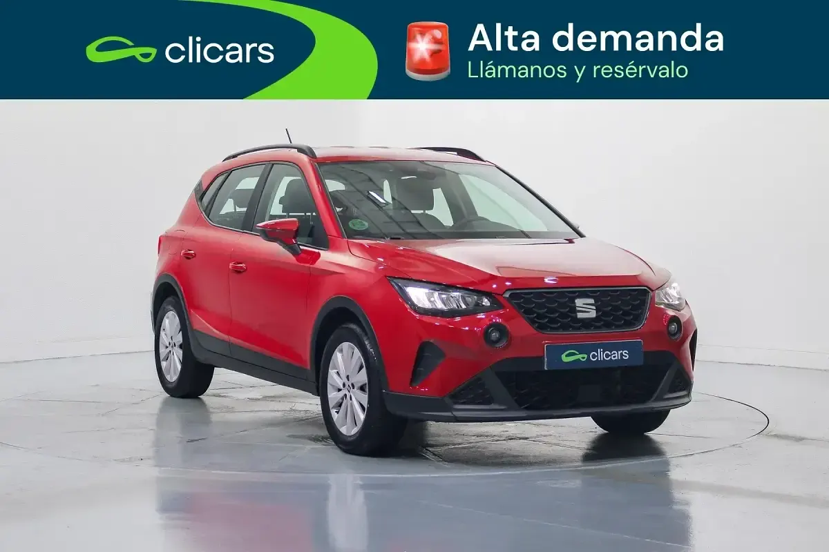 Usado Seat Arona Reference 95 CV (69 kW) 2022 Rojo SUV